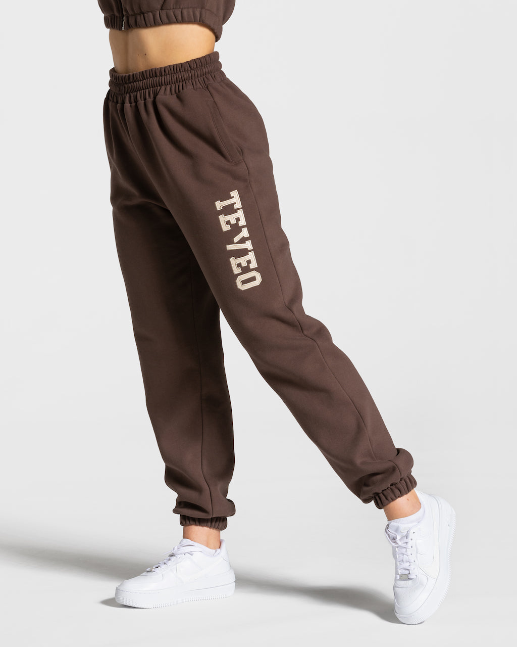 Teveo College Oversized Jogger Dunkelbraun | YQMBCS-965
