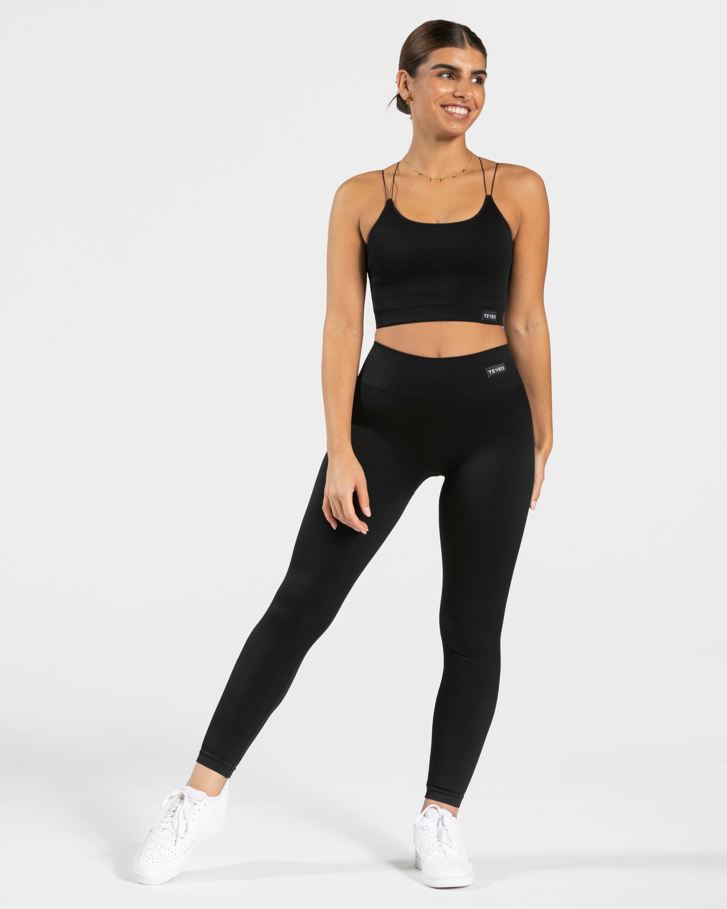 Teveo Elegant Strap Top Schwarz | SIUTEH-705