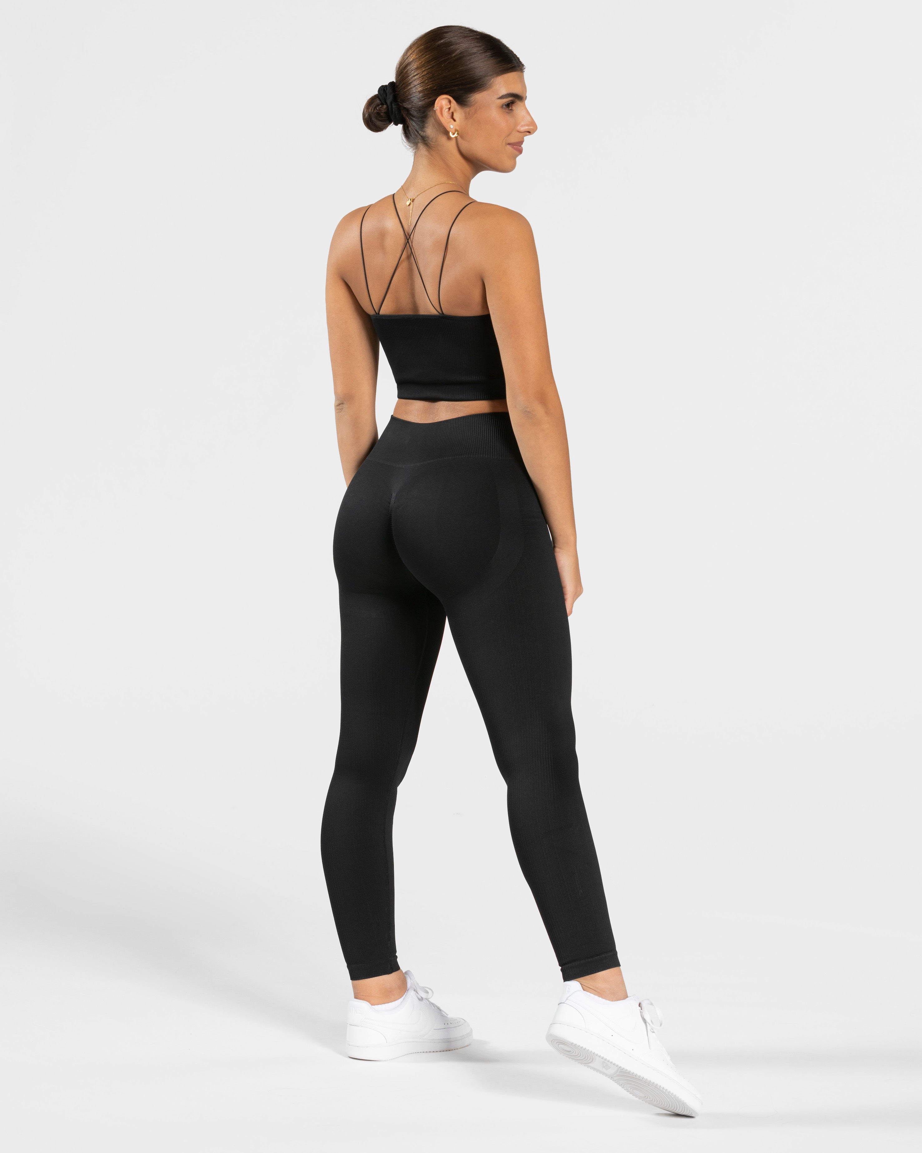 Teveo Elegant Strap Top Schwarz | SIUTEH-705