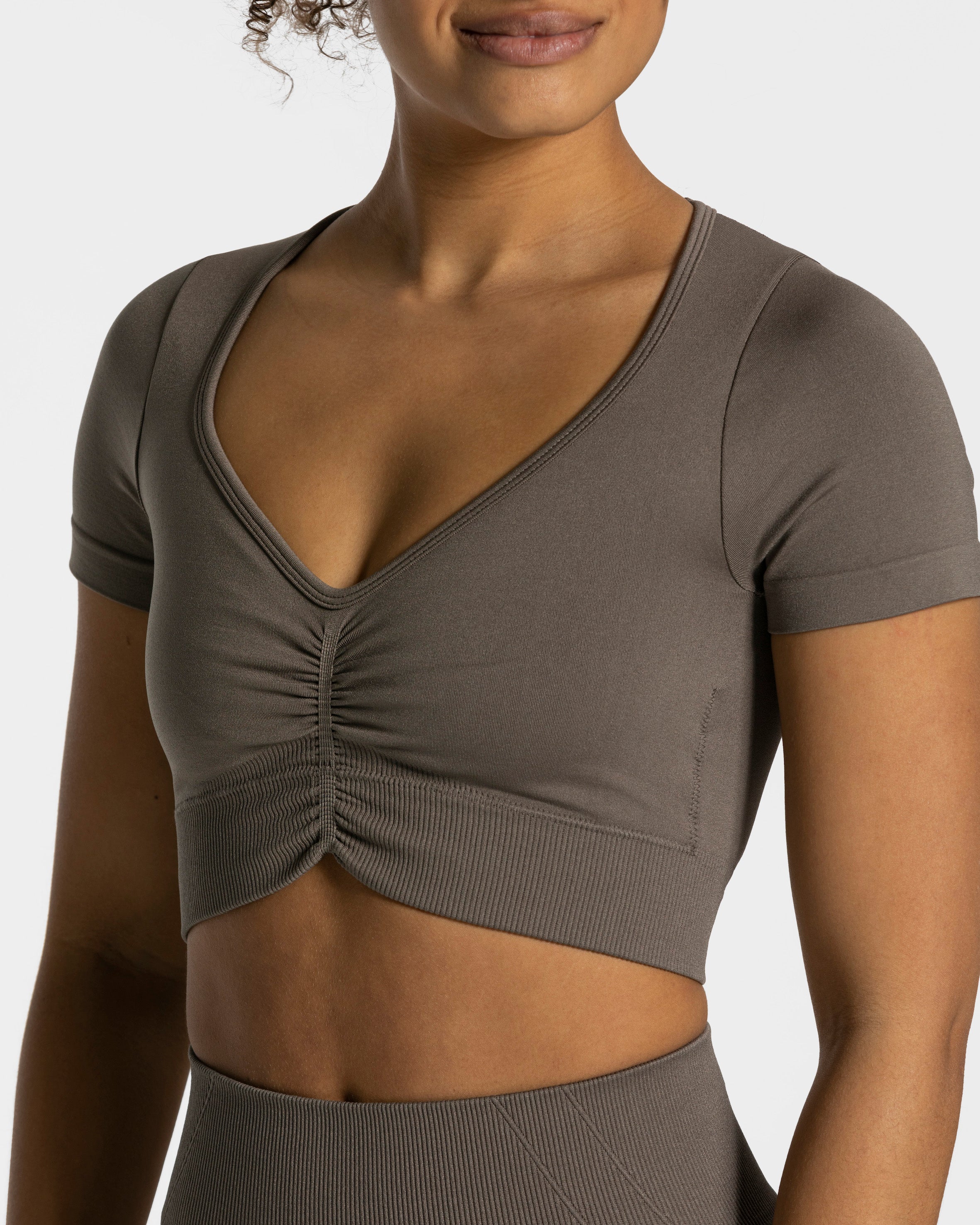Teveo Focus Crop Top Taupe | NYTFOW-836